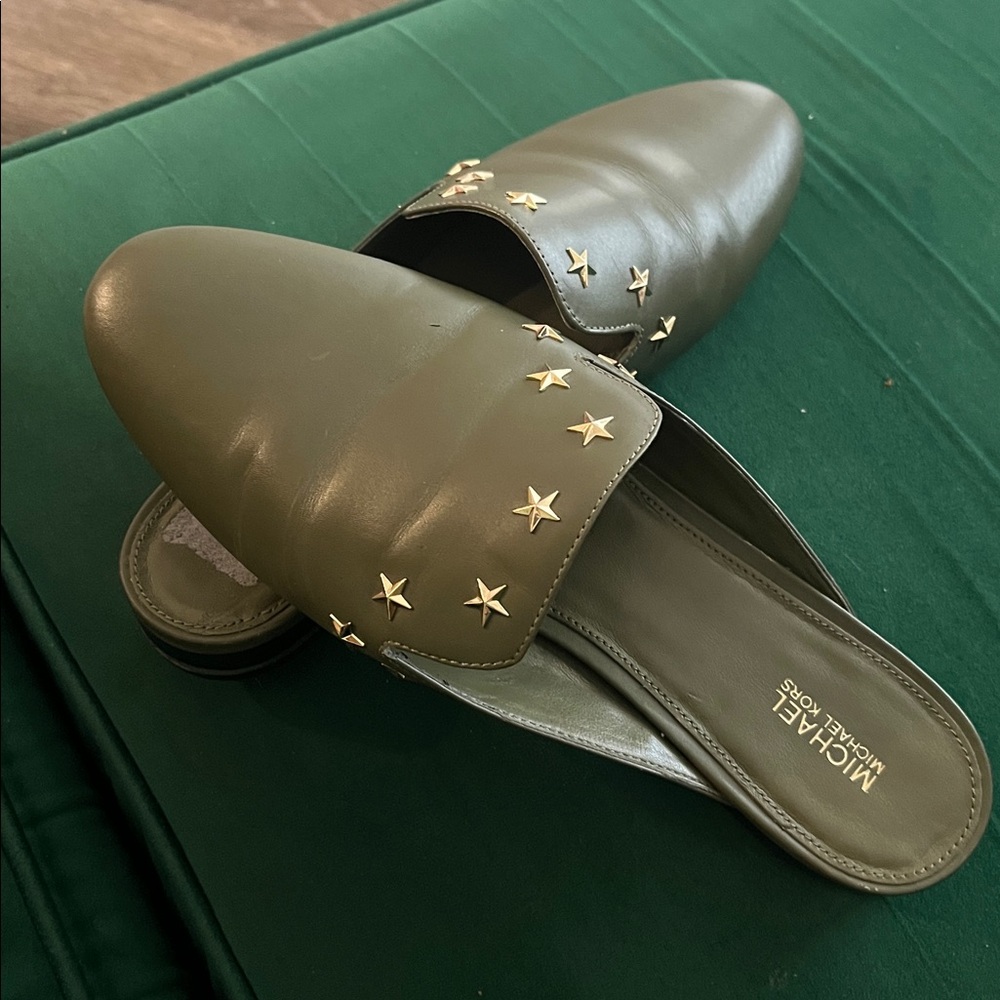 Michael Kors Women's Natasha Slide-on Mules Leather Star Studs Olive Green 9.5 M